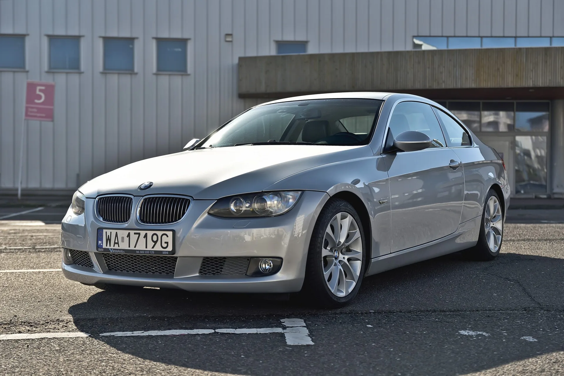 BMW 335i (e92) (2007) — zdjęcie 1